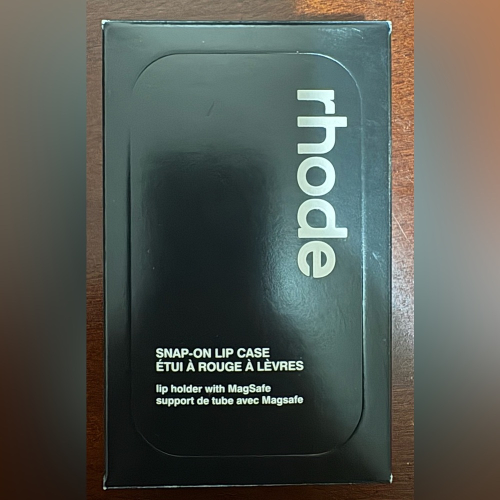 RHODE - snap-on lip case (LIP HOLDER WITH MAGSAFE). Lipstick NOT included - Picture 3 of 3